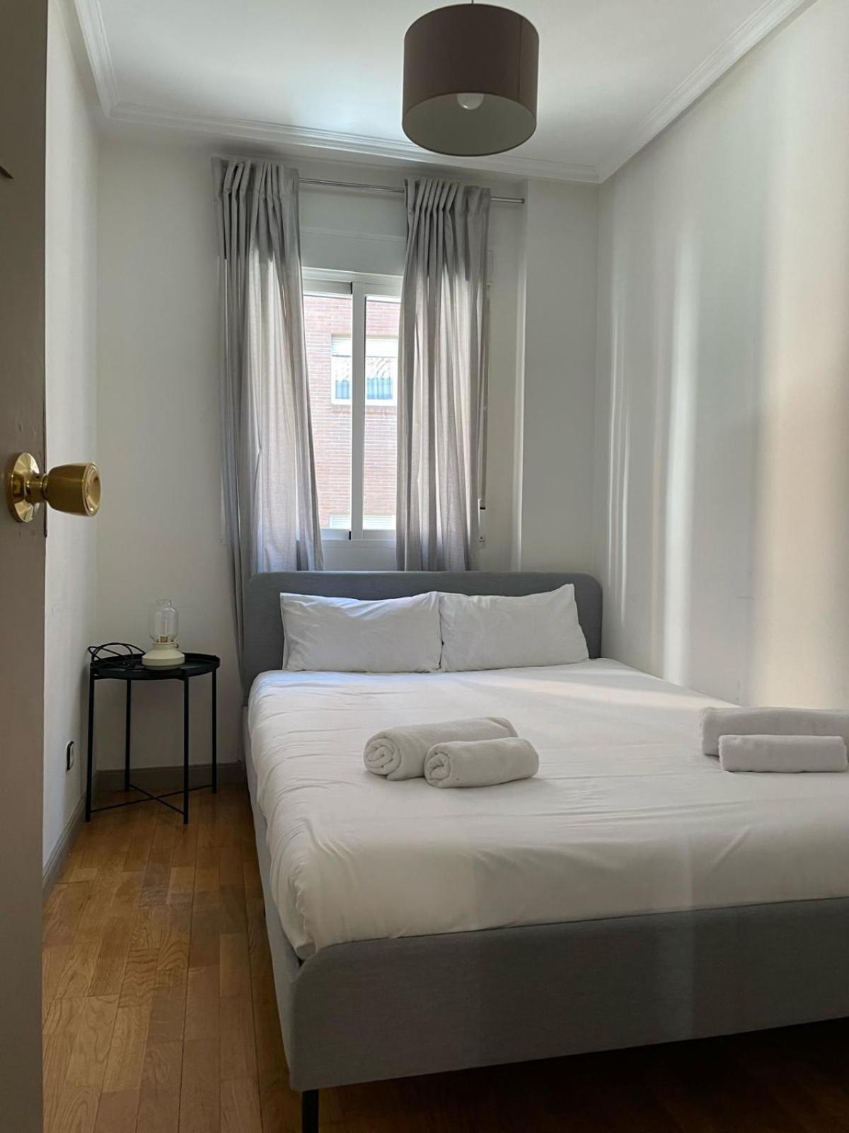 Appartement Exyca Tetuan à Madrid Extérieur photo
